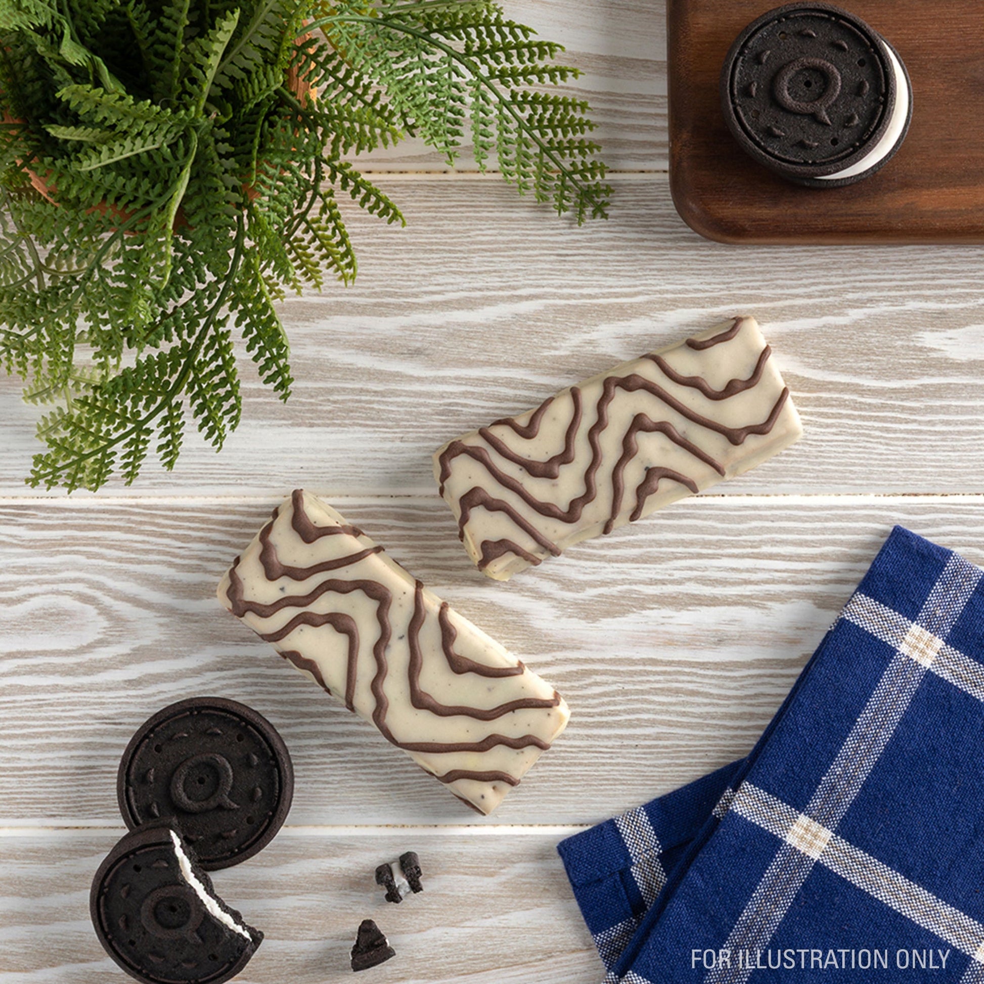 dipped-cookies-and-cream-protein-bars-z6 15807_QN_USA_ProteinBar_CAC_InterimAssetUpdate_Digital-Dipped-ProductCarouselSet_Tabletop2.jpg